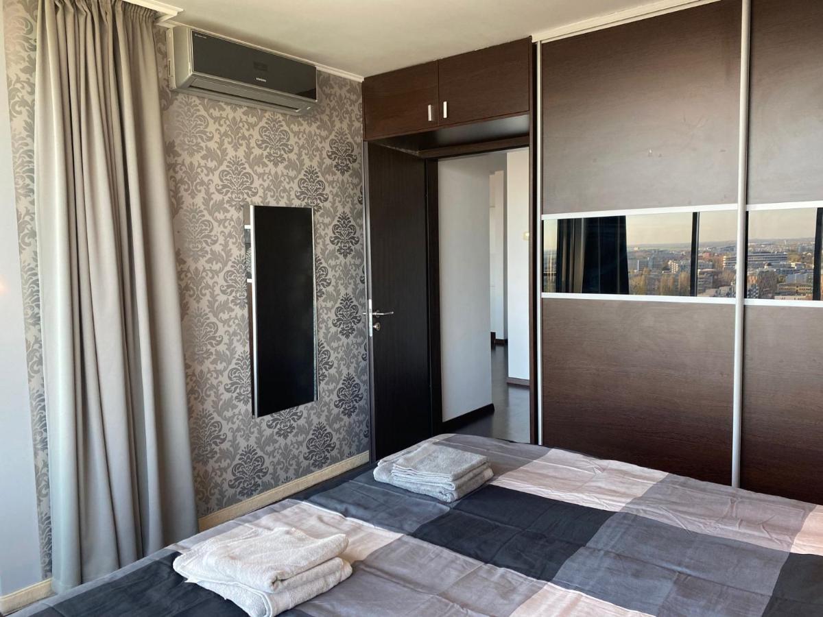 Апартаменты Fantastic View From The 20Th Floor Братислава Экстерьер фото
