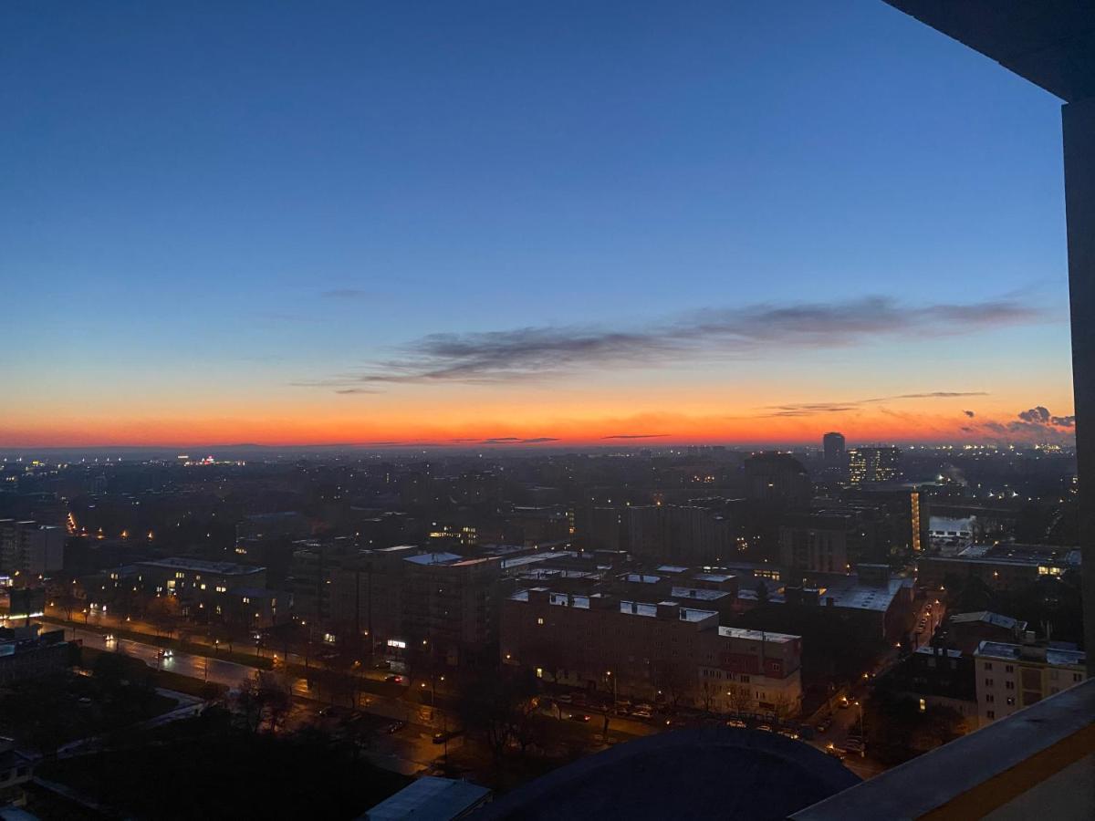 Апартаменты Fantastic View From The 20Th Floor Братислава Экстерьер фото